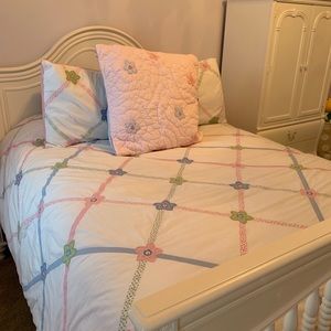 Pottery Barn Kids Full size bedding